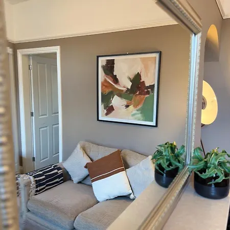 Appartement Charming House, Sleeps 6, Walk To Centre